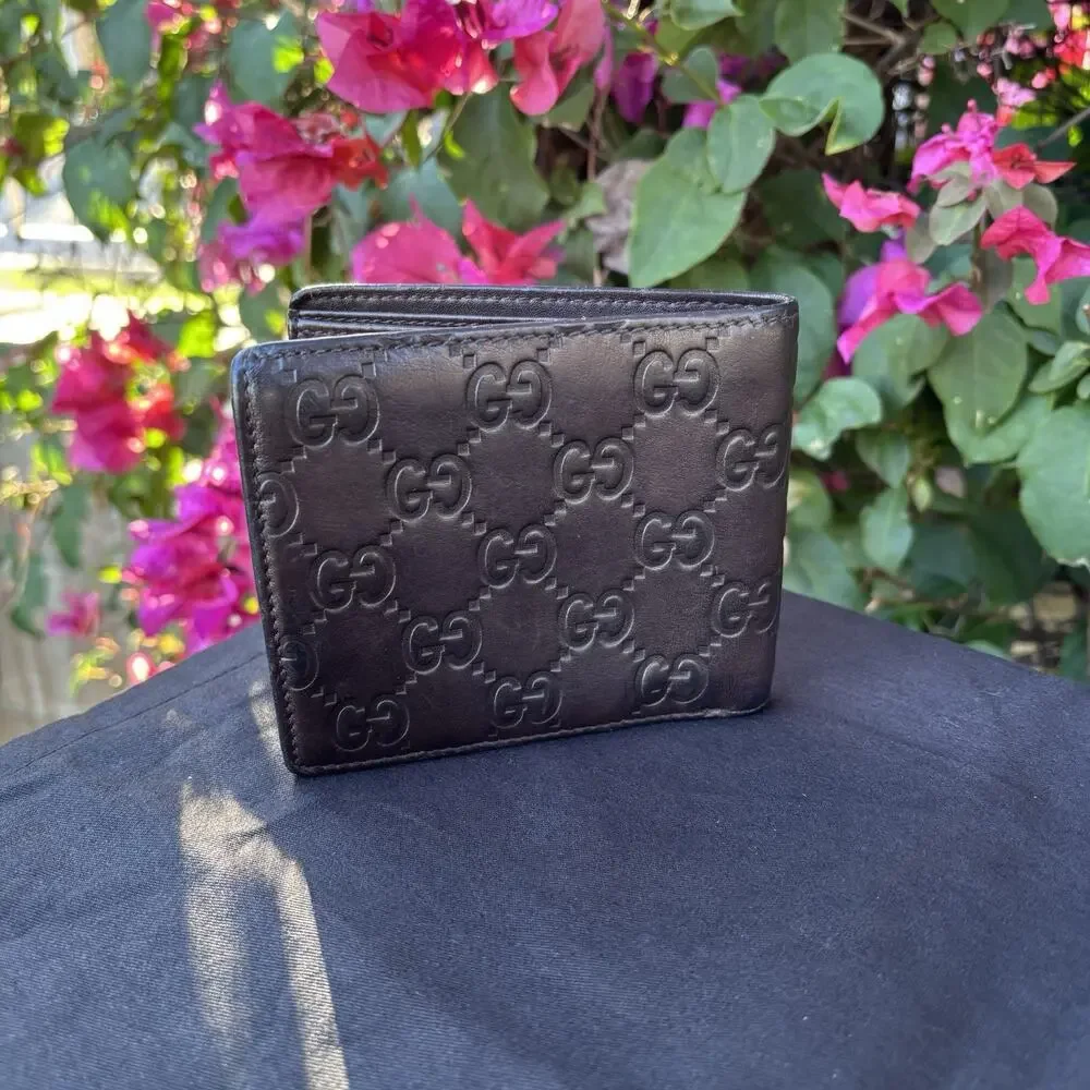 GUCCI Men’s Gucccissima Leather Bifold Wallet Brown